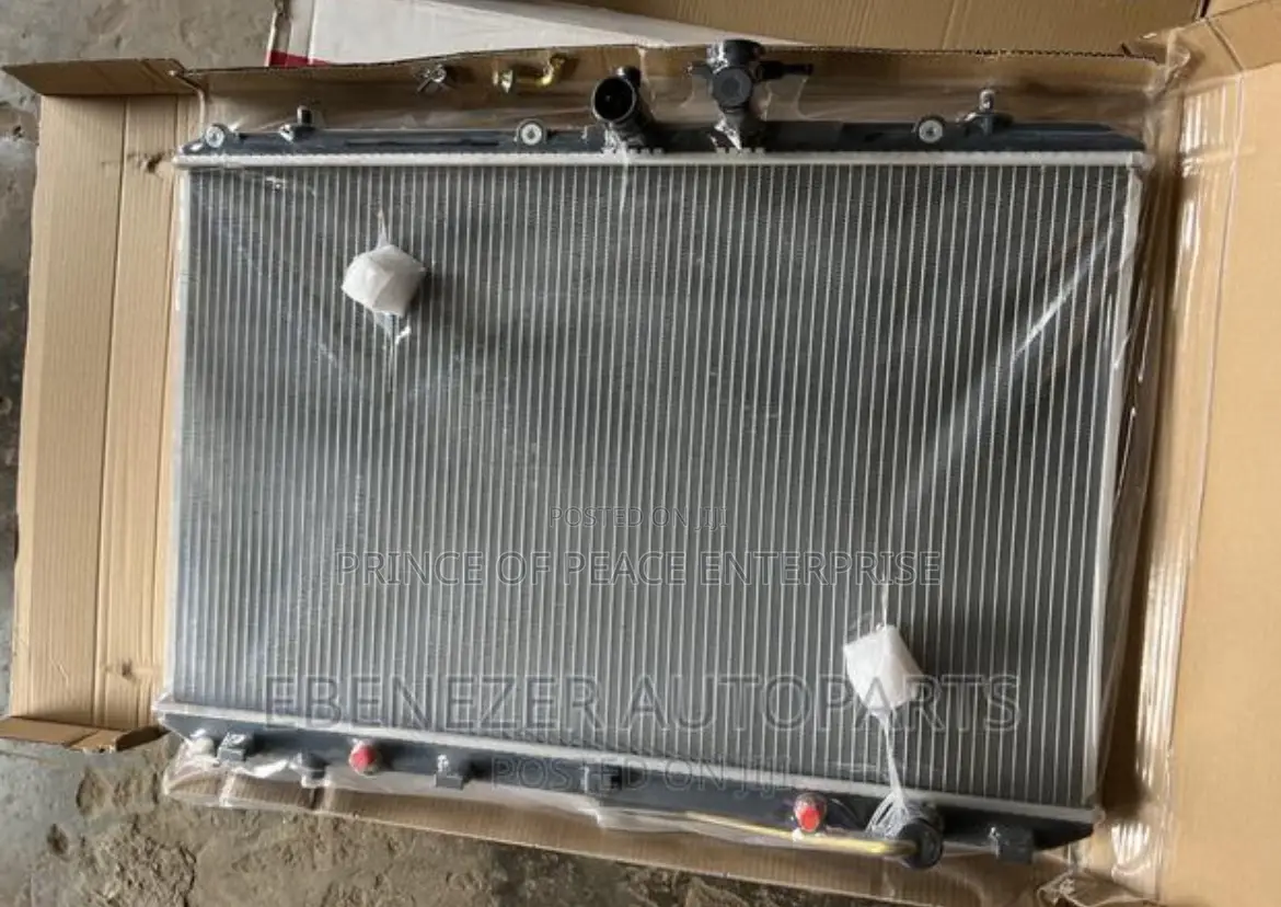 2009 2010 2011 2012 2013 Toyota Highlander Radiator Tank