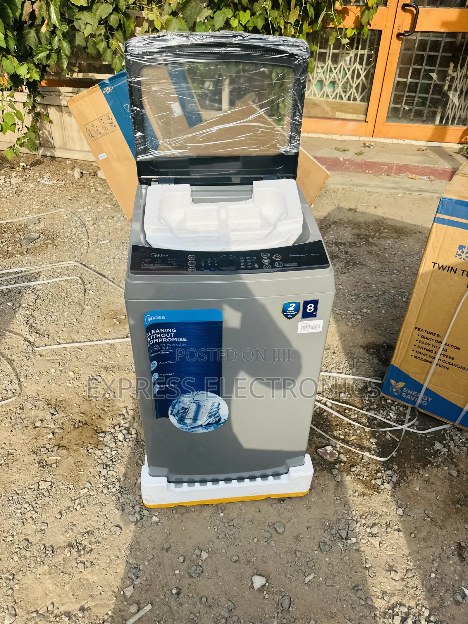 Grab Your Favorite 8kg Topload Full Auto Midea