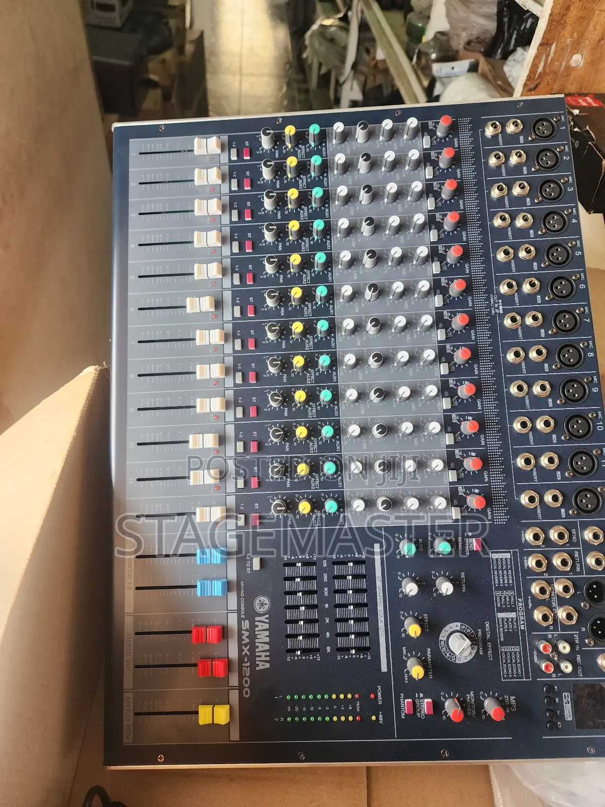 Yamaha SMX 12 Raw Mixer