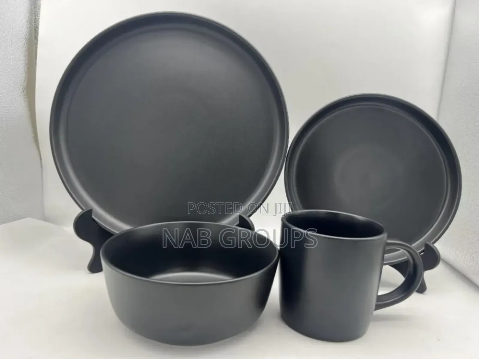 4pcs Modern European Matte Dinner Set