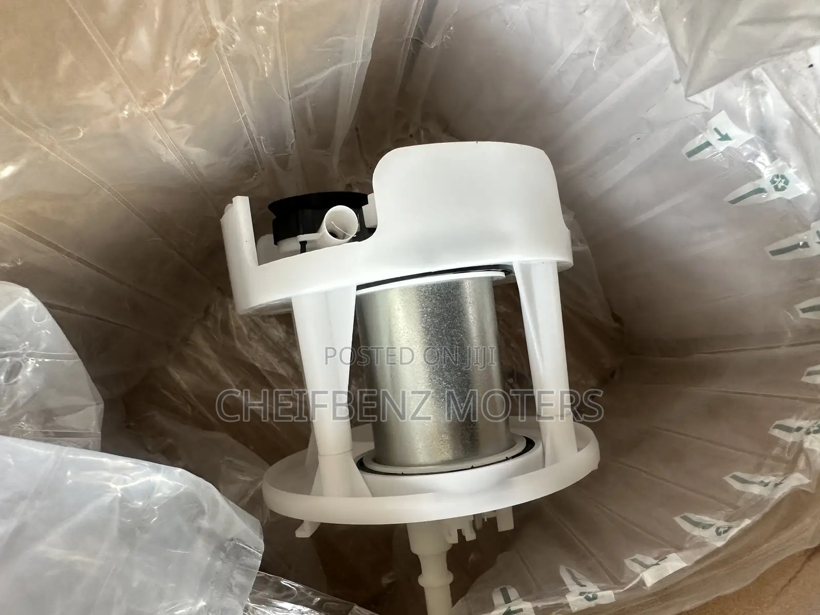 Mercedes Benz C300 2010-2014 Electric Fuel Pump and Parts