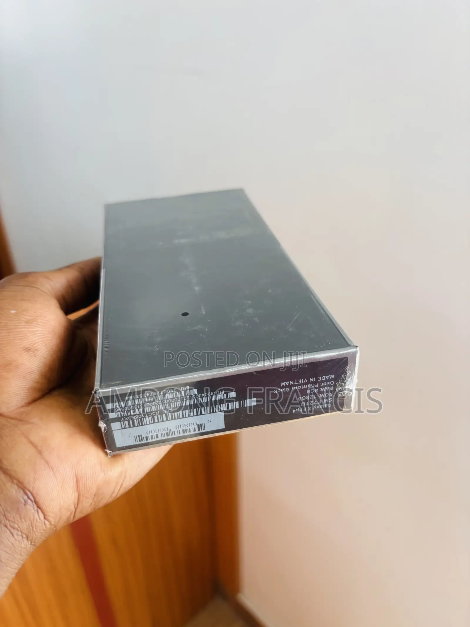 New Samsung Galaxy Z Flip4 128 GB Black
