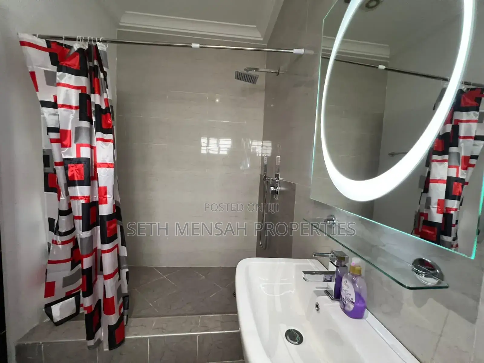 Furnished 5bdrm House in Adjiriganor for sale
