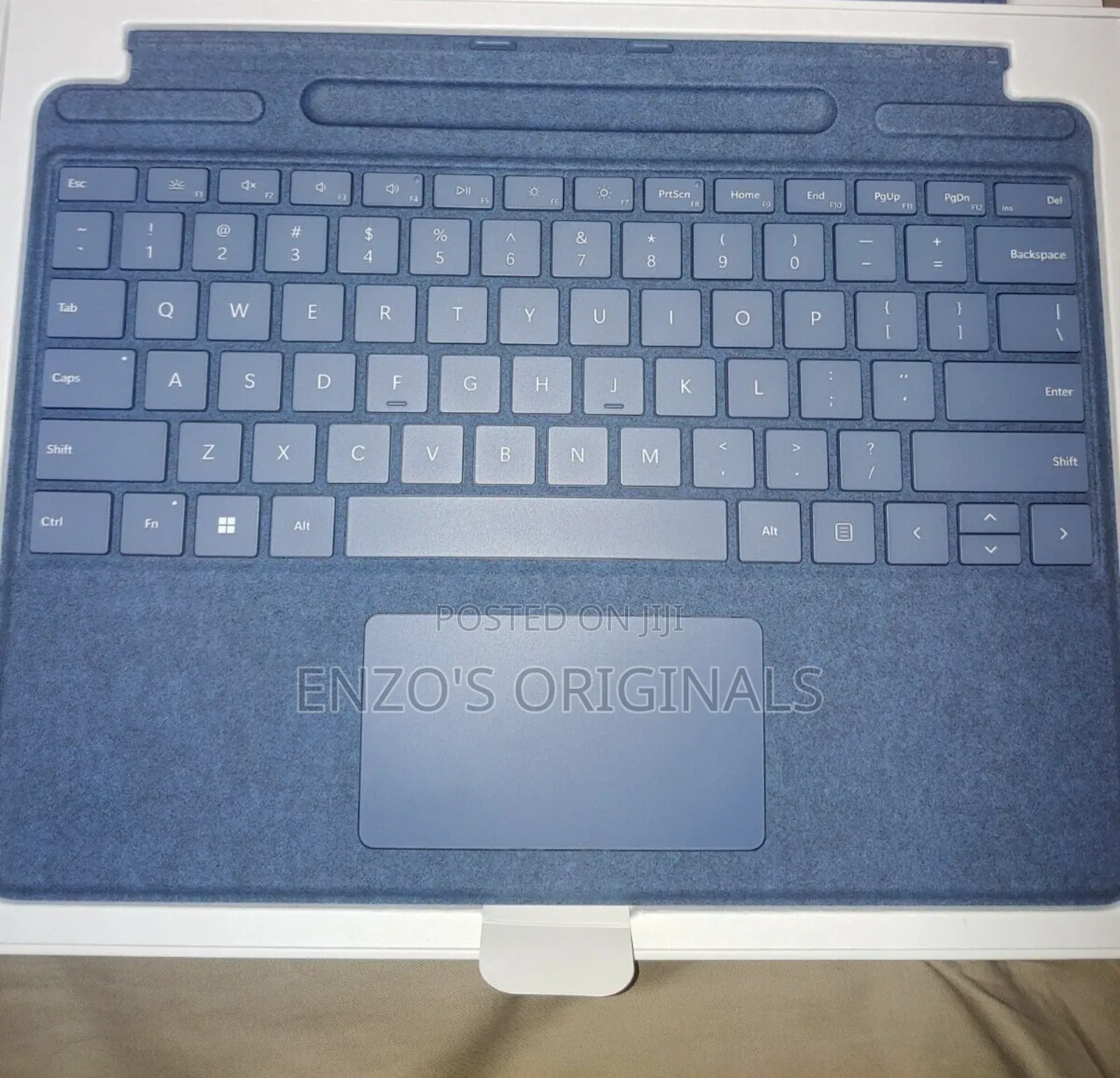 Surface Pro 9 & 11 Keyboard Signature  Edition Alcantara New