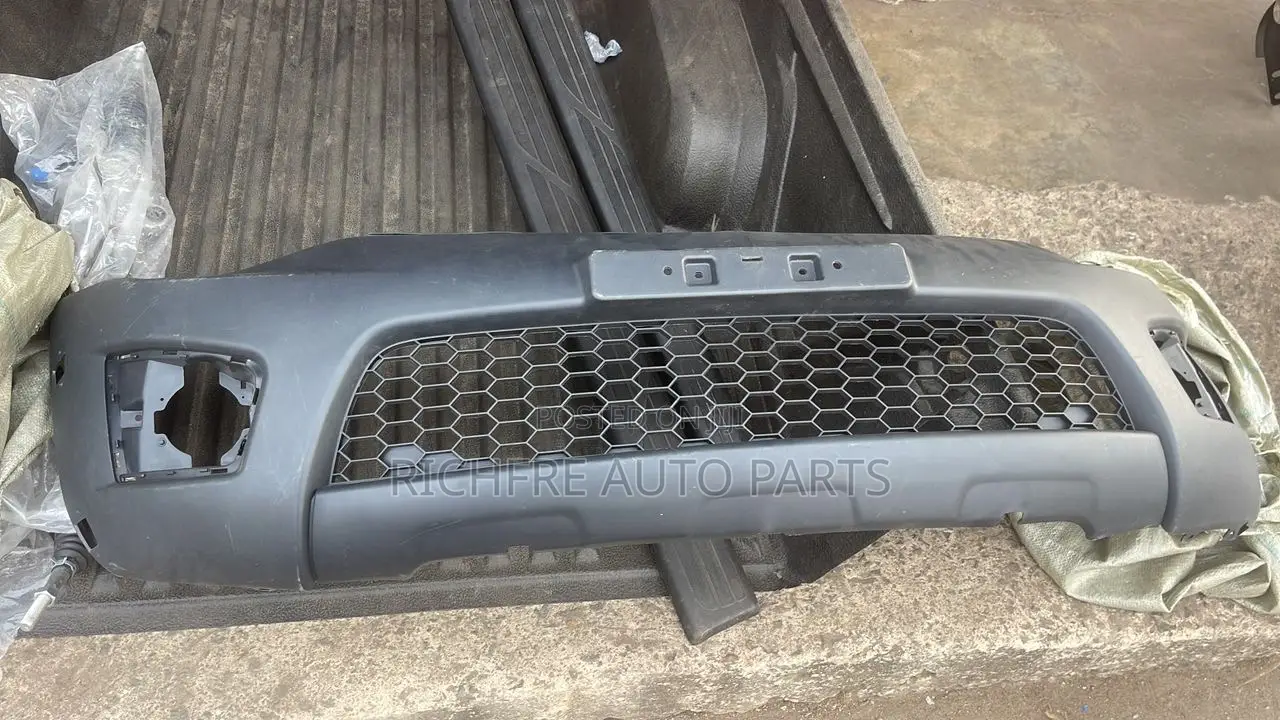 L200 Vodafone Front Bumper