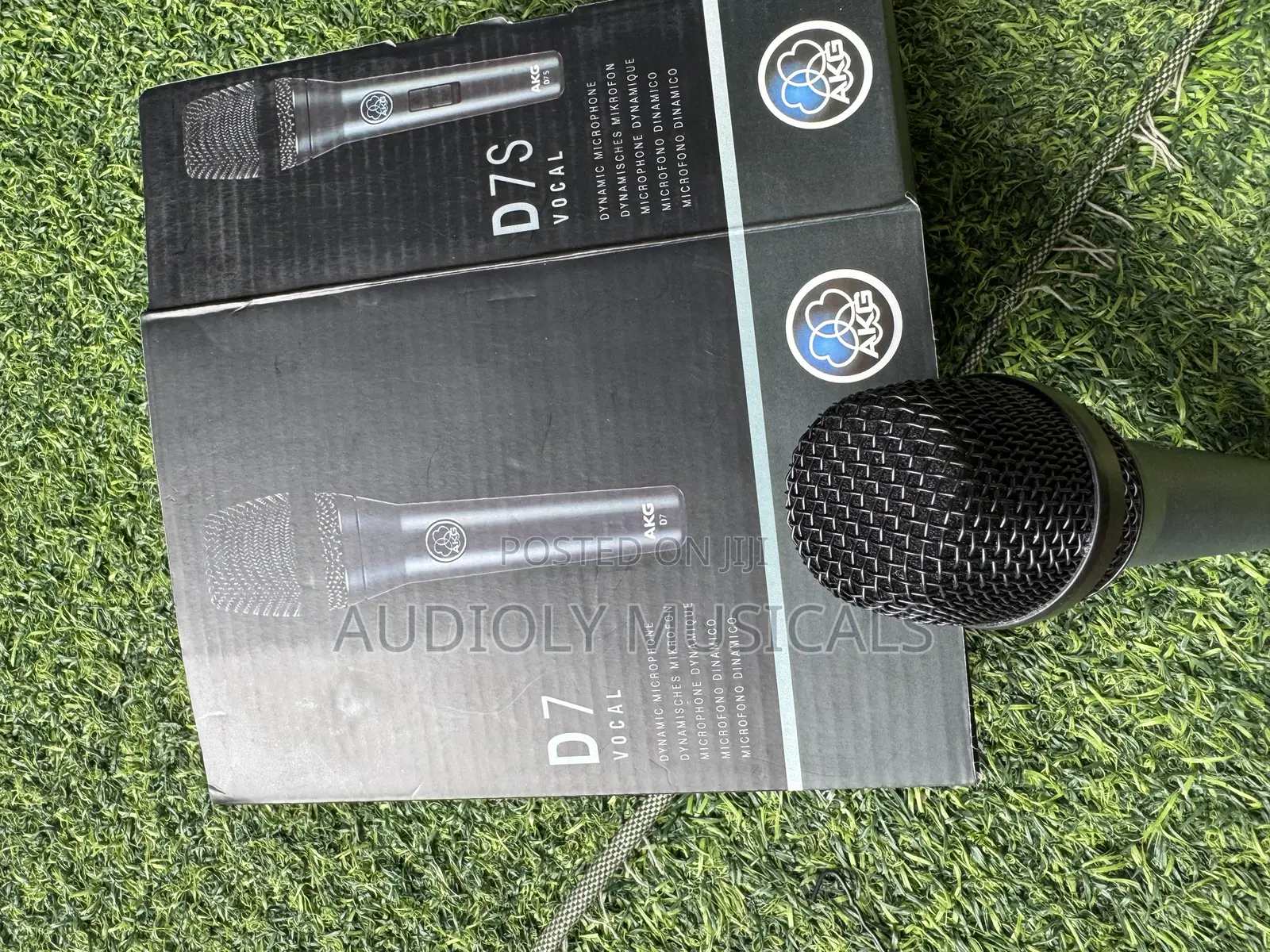 Akg-D7 Cord Microphone