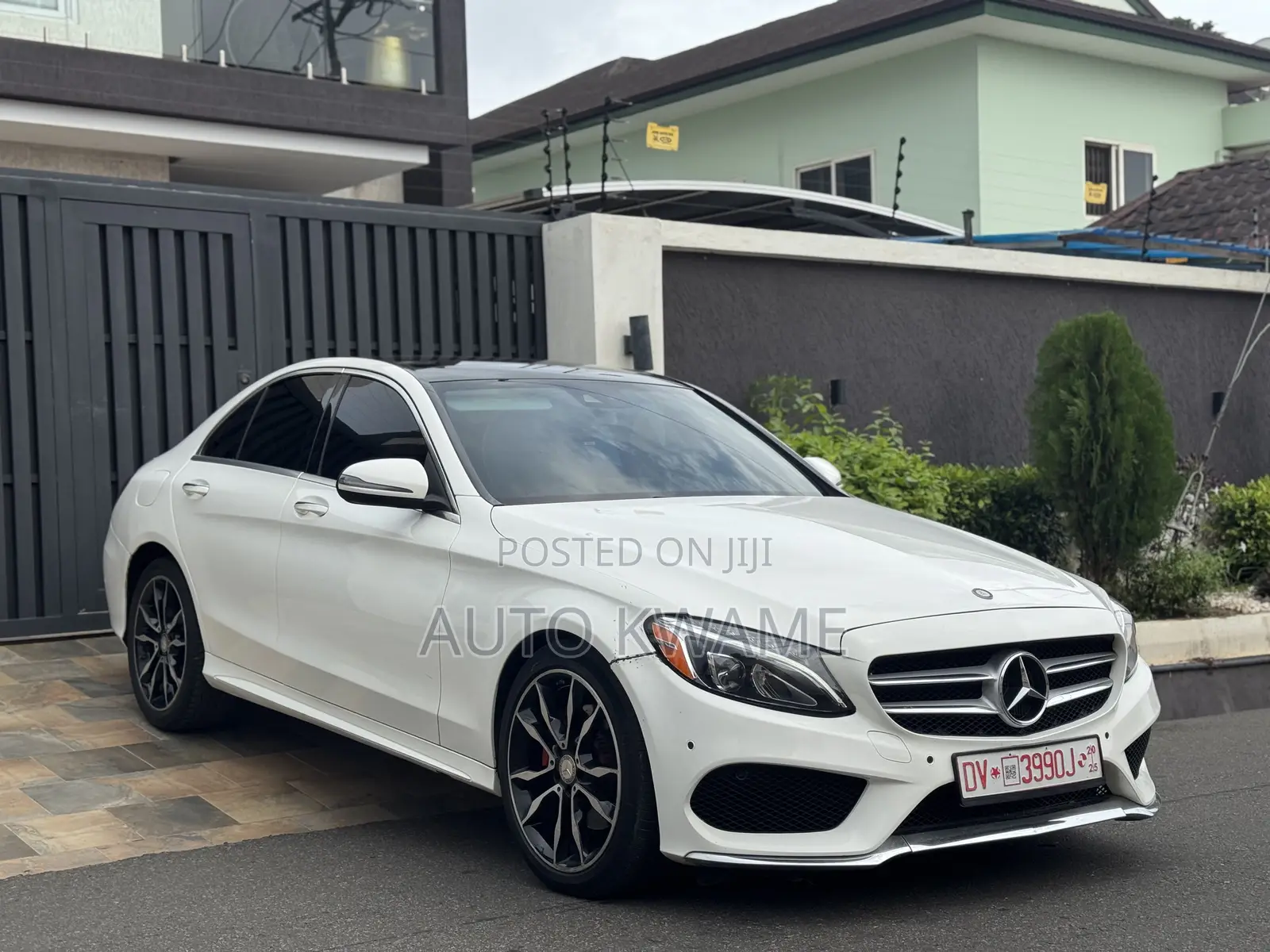 Mercedes-Benz C300 Luxury Sedan RWD (2.0L 4cyl 7A) 2016 White