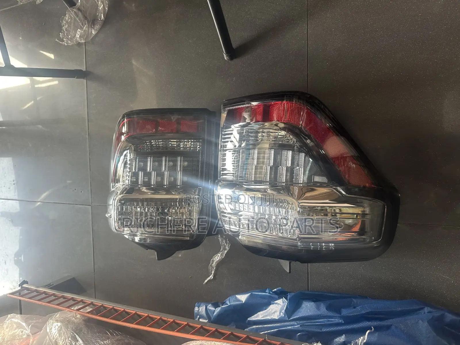 Toyota 4runner 2014-2020 Taillight Pair