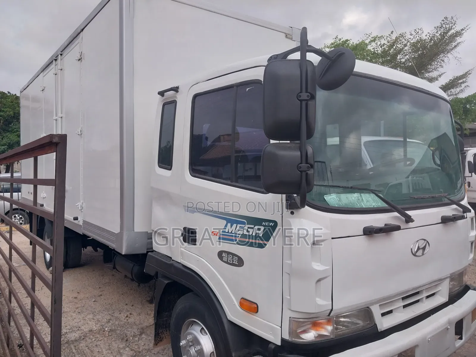 Hyundai 5ton Container