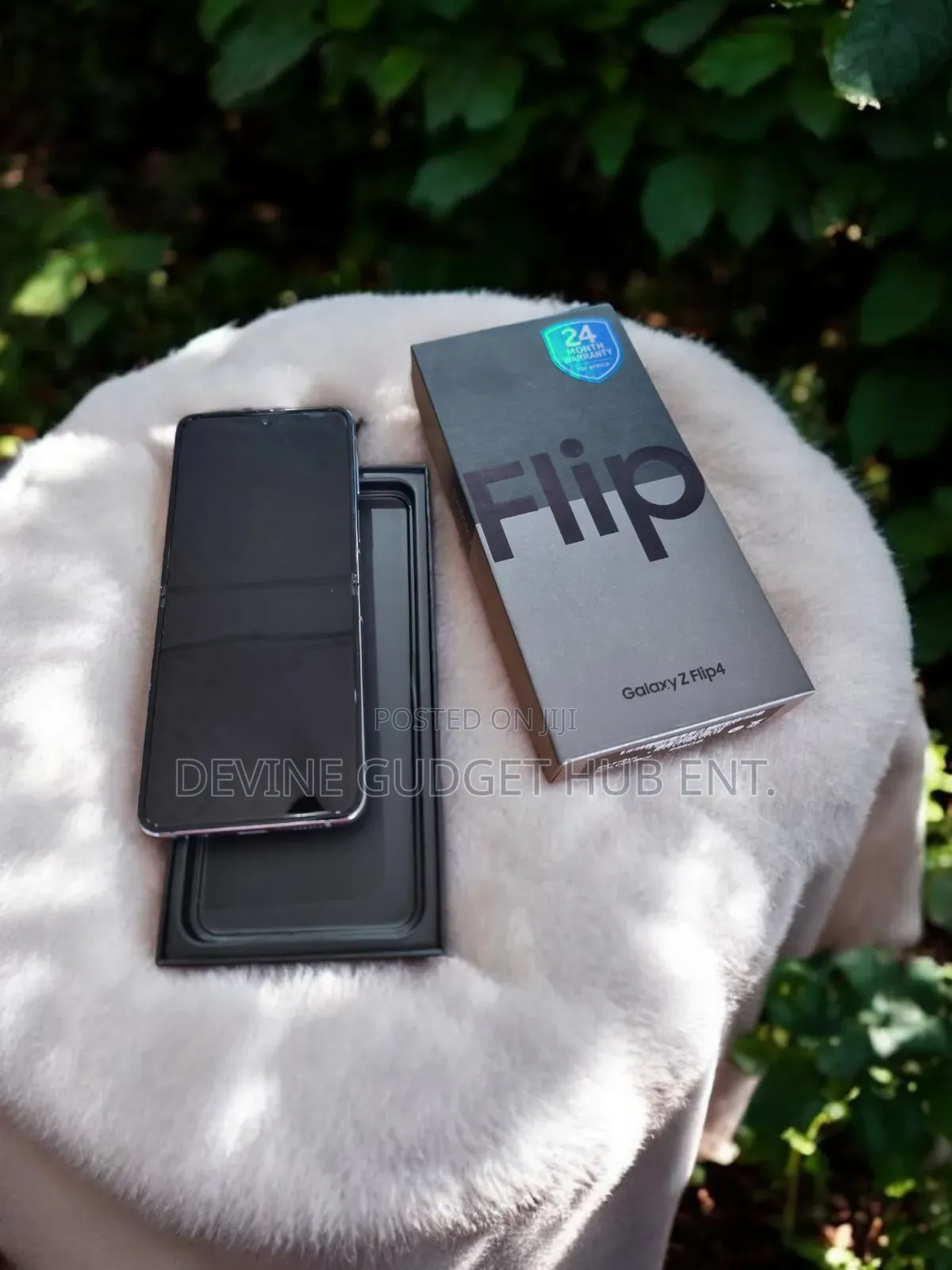 New Samsung Galaxy Z Flip4 256 GB Blue