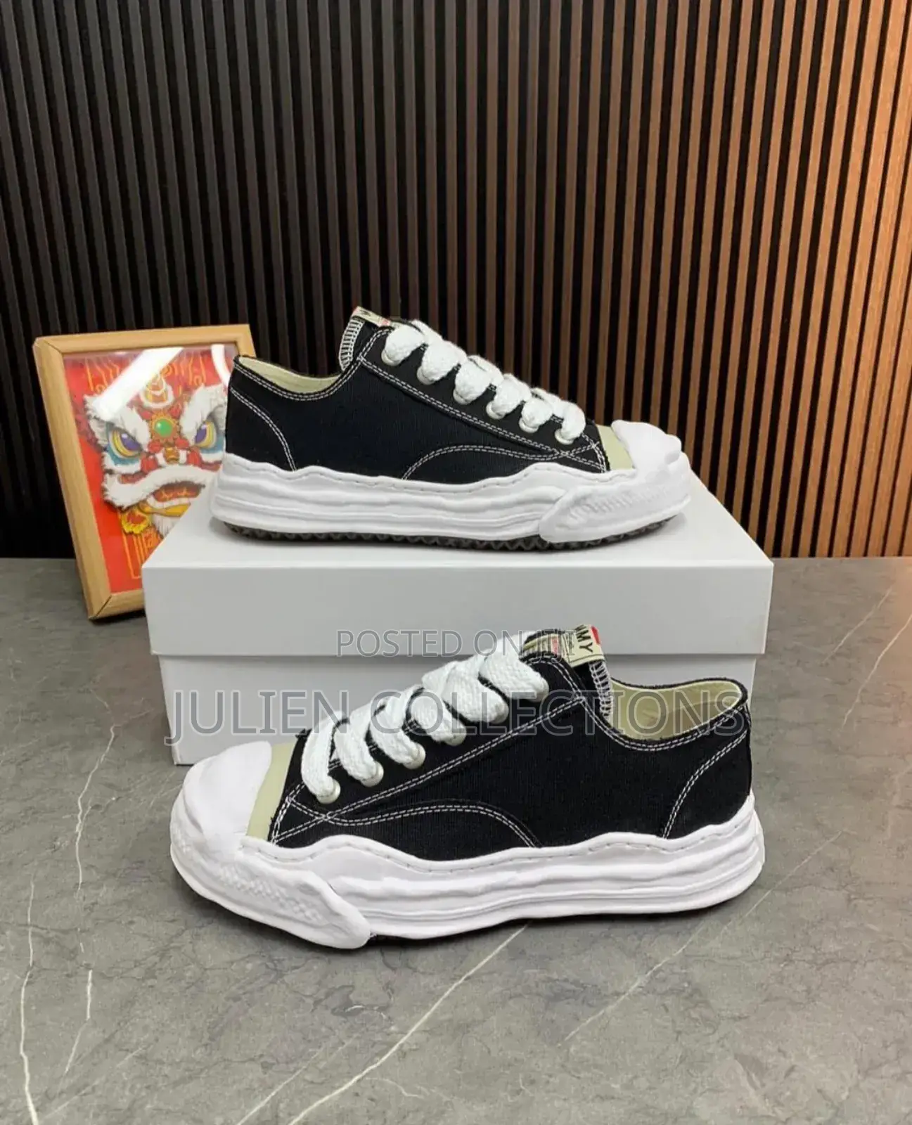 Canvas Low Black White