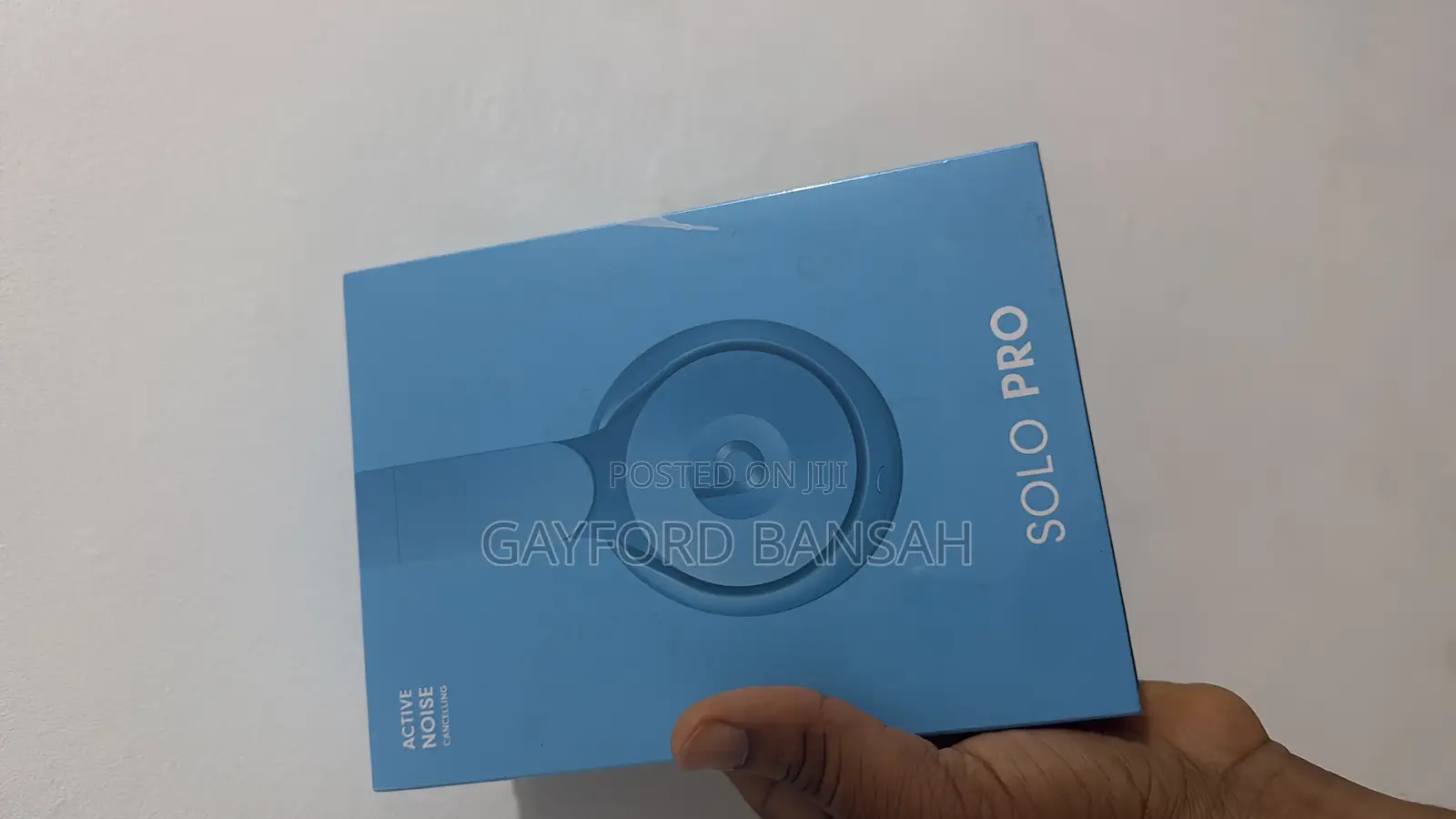 Beats Solo Pro