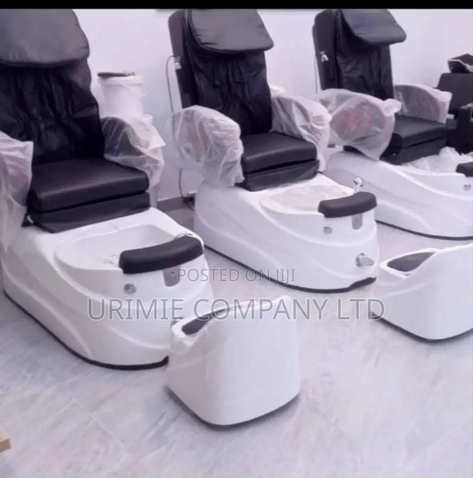 Pedicure Station With Massage Chair