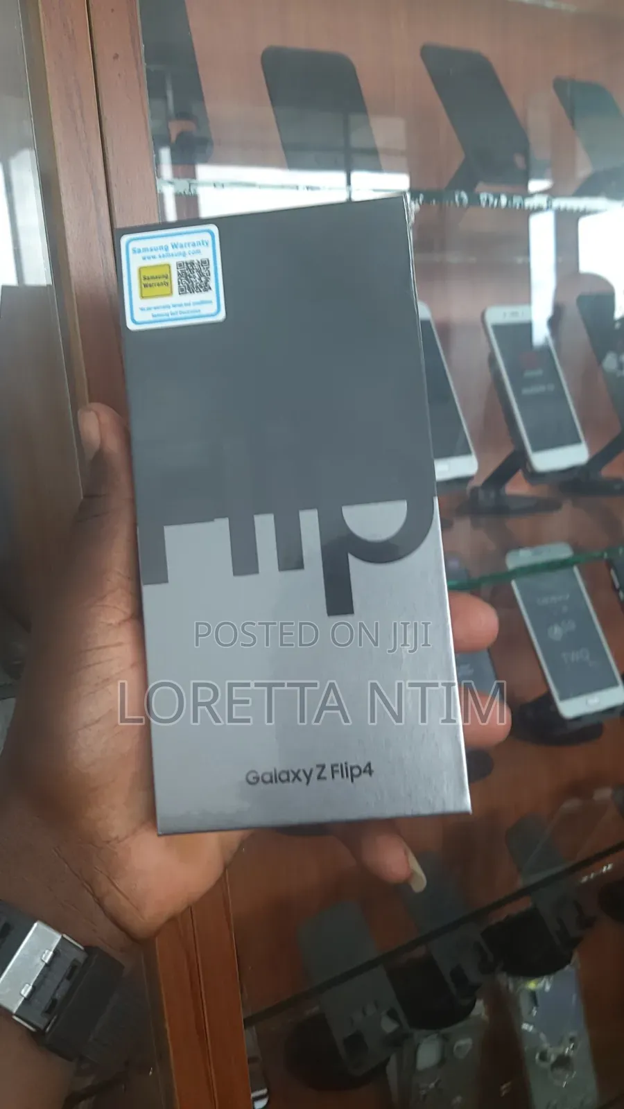 New Samsung Galaxy Z Flip4 128 GB Black