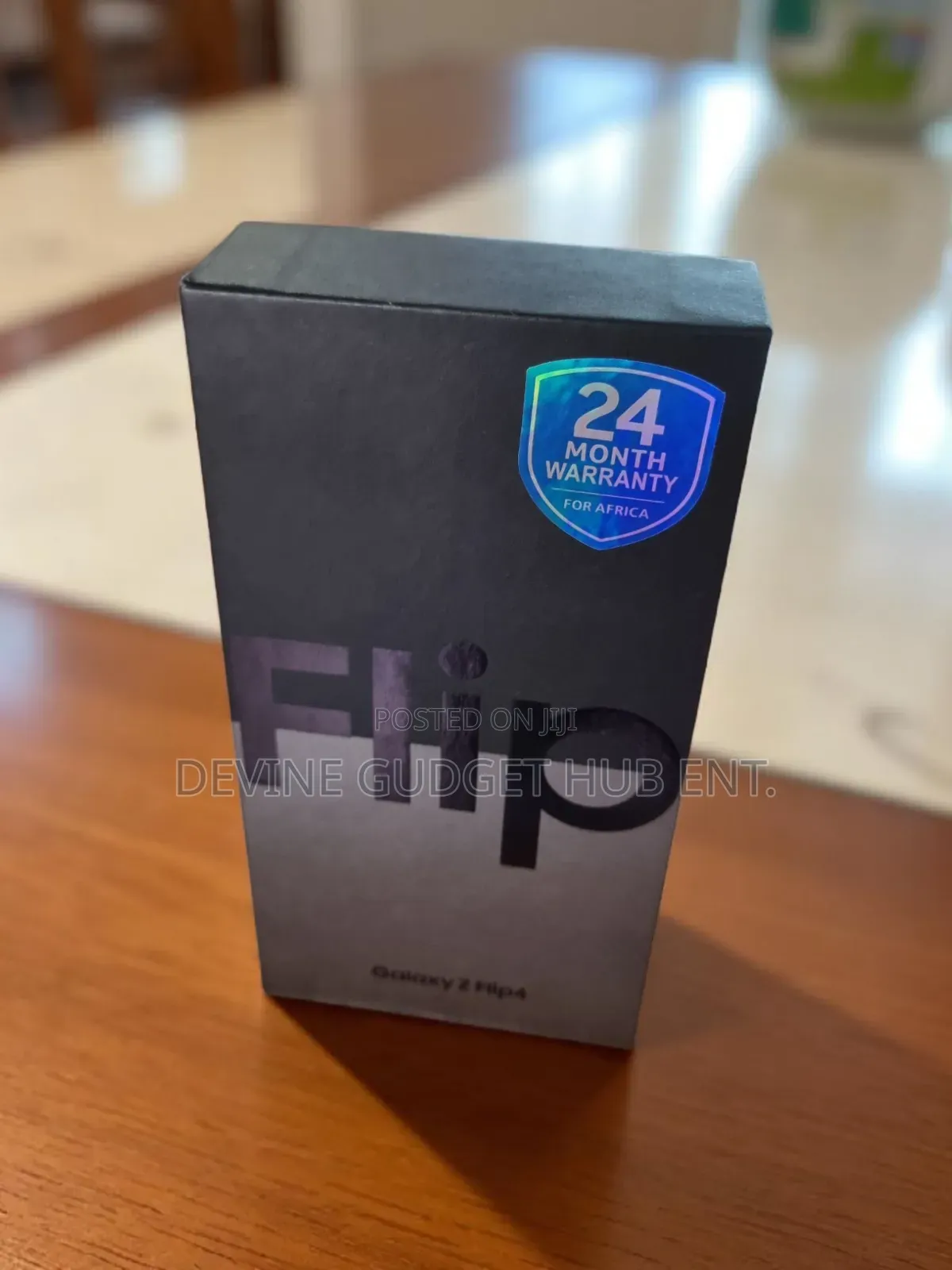 New Samsung Galaxy Z Flip4 256 GB White