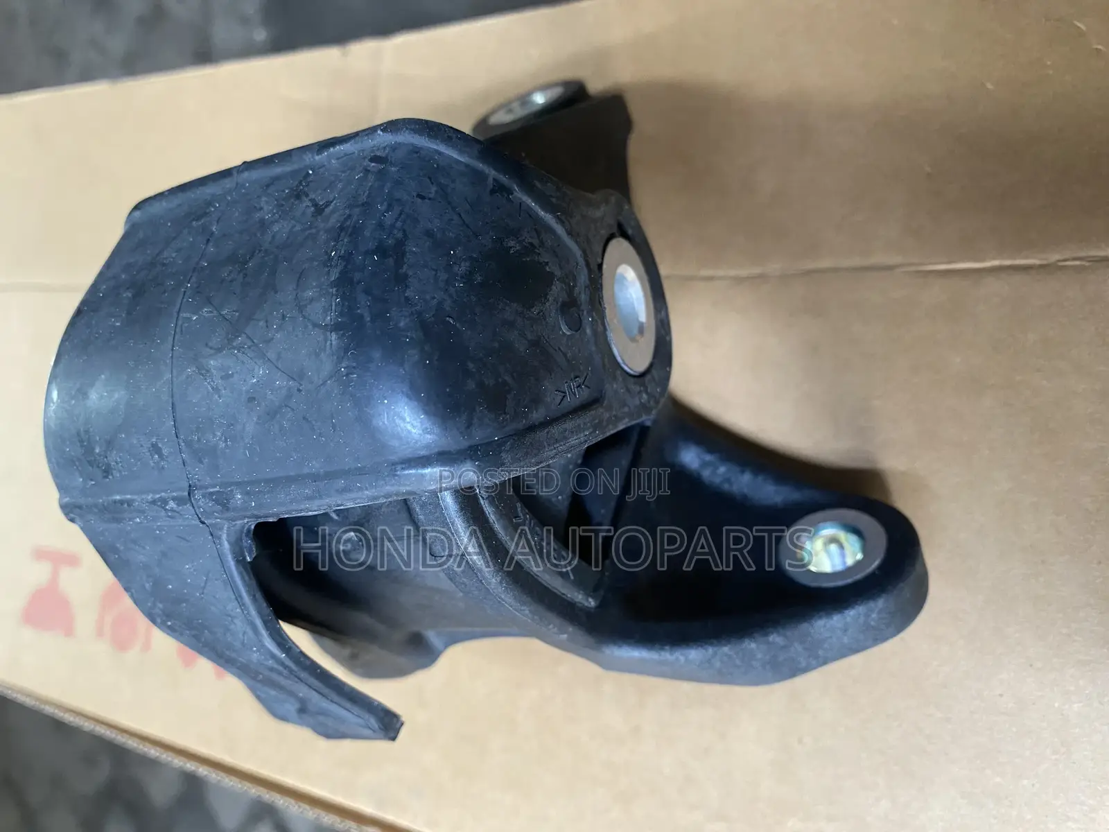 Honda Accord 2008 Gear Box Seat Down.