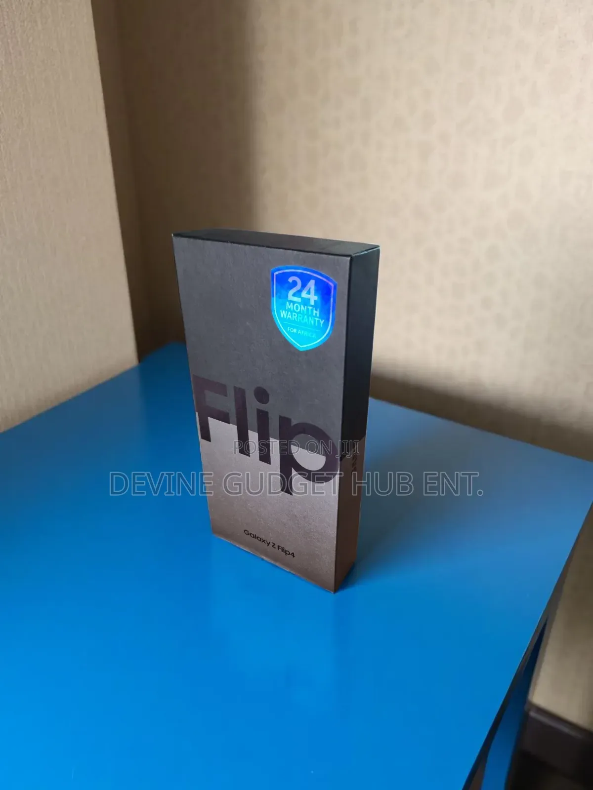 New Samsung Galaxy Z Flip4 256 GB Black
