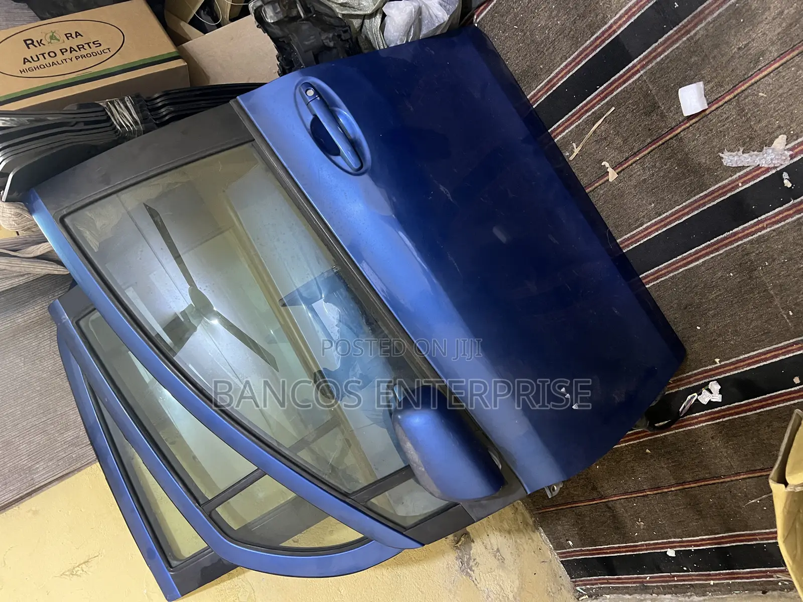 Toyota Yaris/ Toyota Vitz Hatchback Doors 09-12