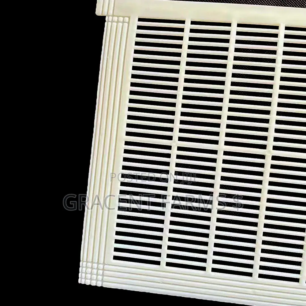 Vertical Queen Excluder Grill
