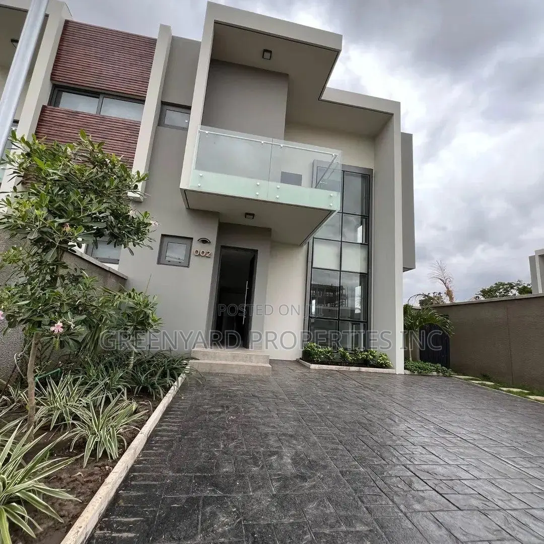 3bdrm House in Oyarifa for sale