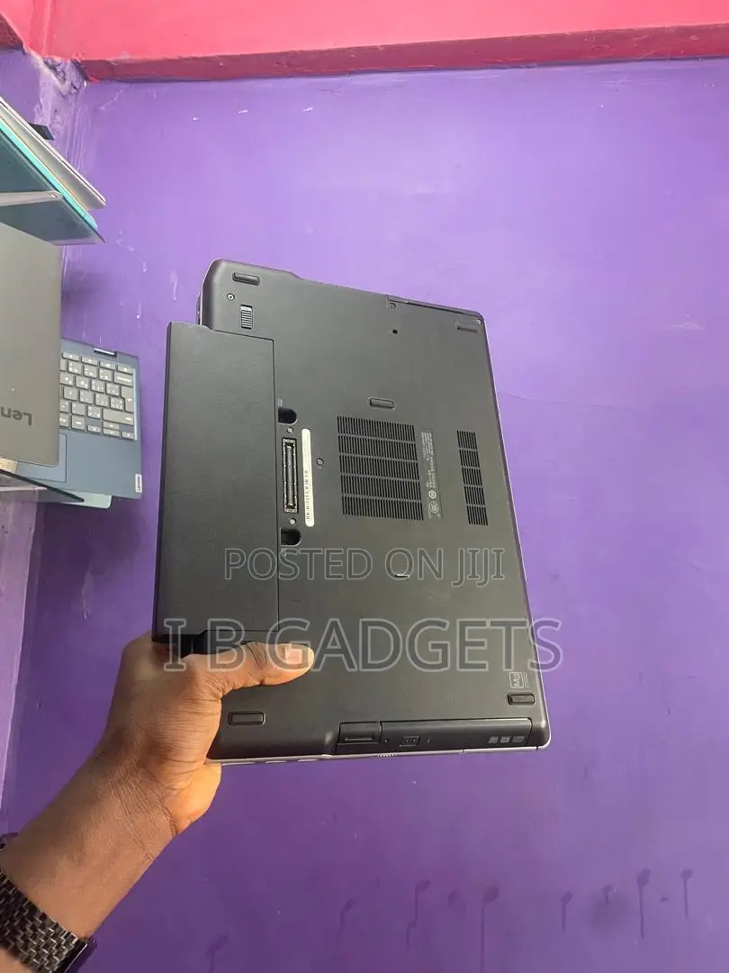 Laptop Dell Latitude 6430u 8GB Intel Core i7 HDD 500GB