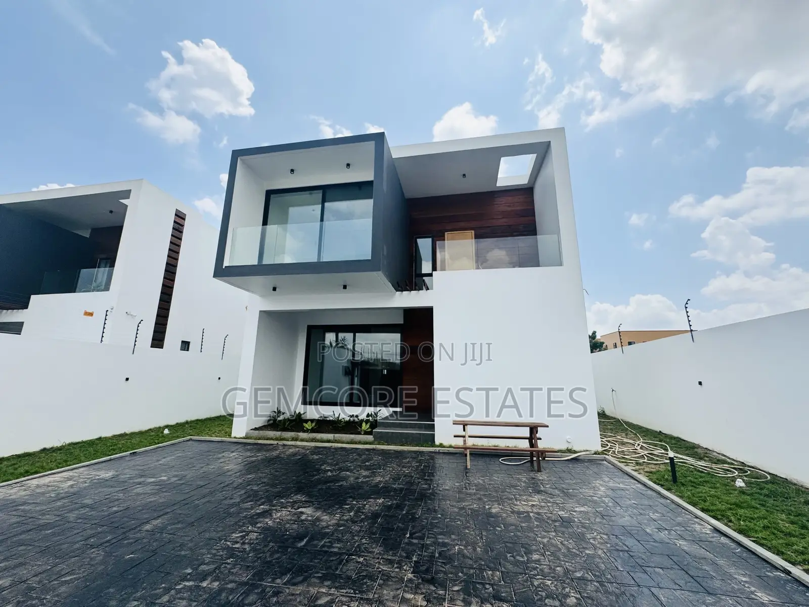 4bdrm House in East Legon Hills, Ashaley Botwe for sale