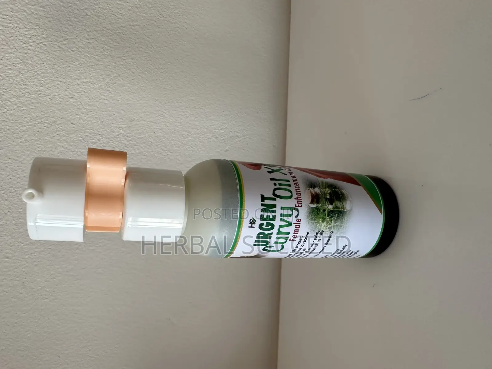 Urgent Curvy Oil Extra