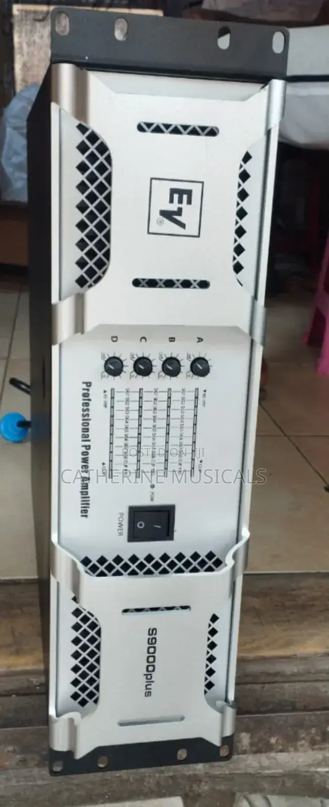 Ev S9000plus 4channel Amplifier