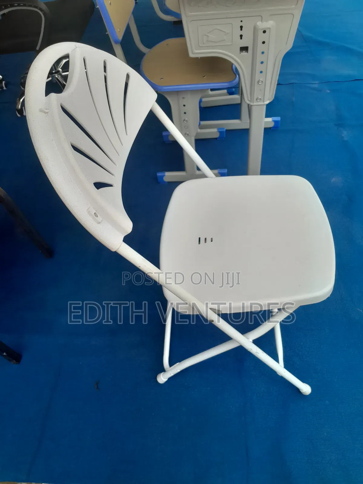 Bal.Engagment Chair