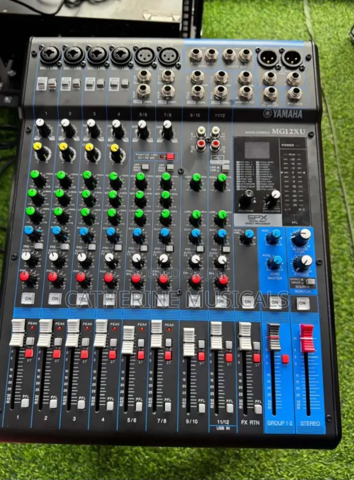 Yamaha Mg 12xu 12- Input 4-Bus Analog Mixer