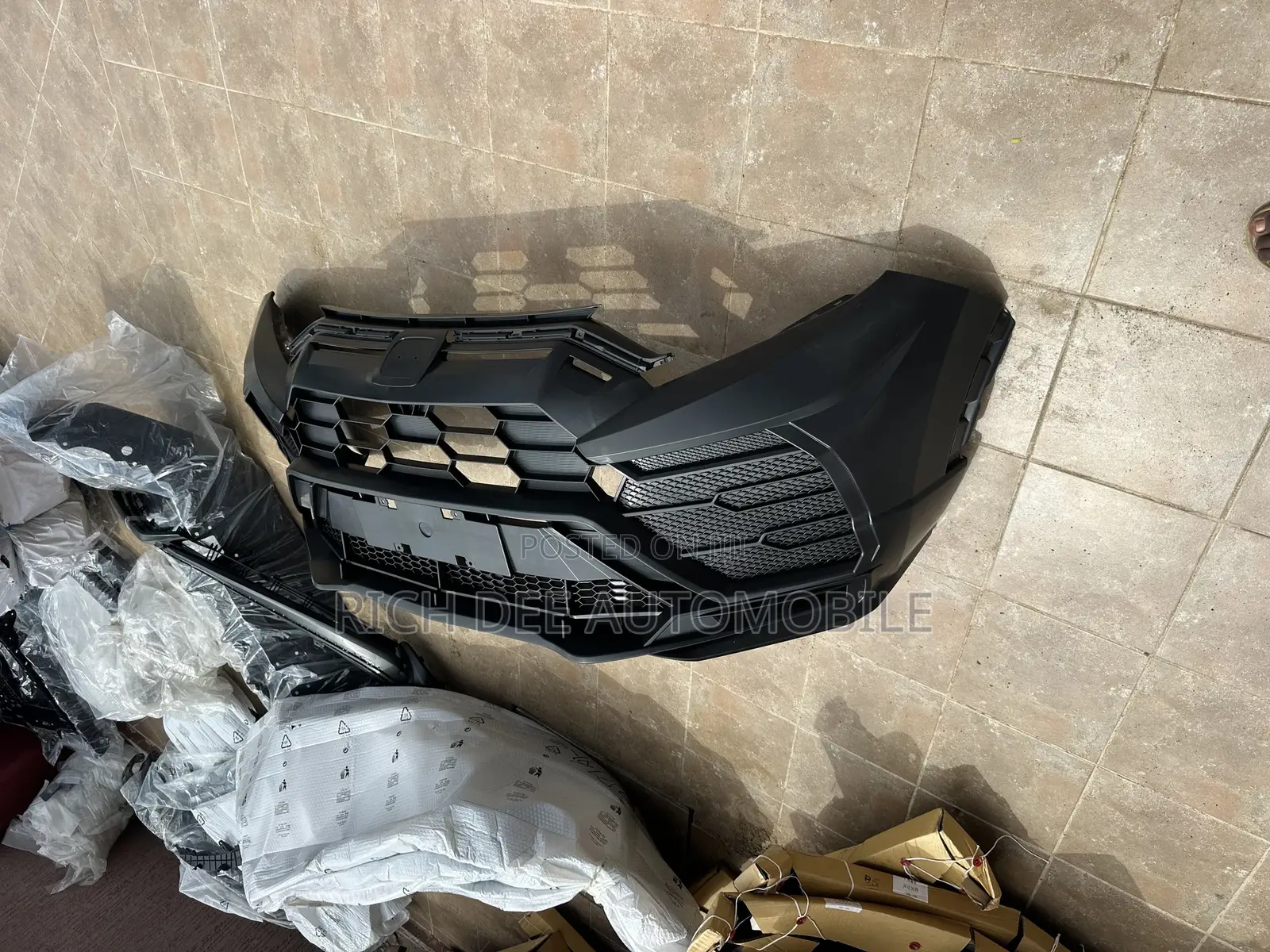 CRV 2017 21 Front Bumper Complete Spec