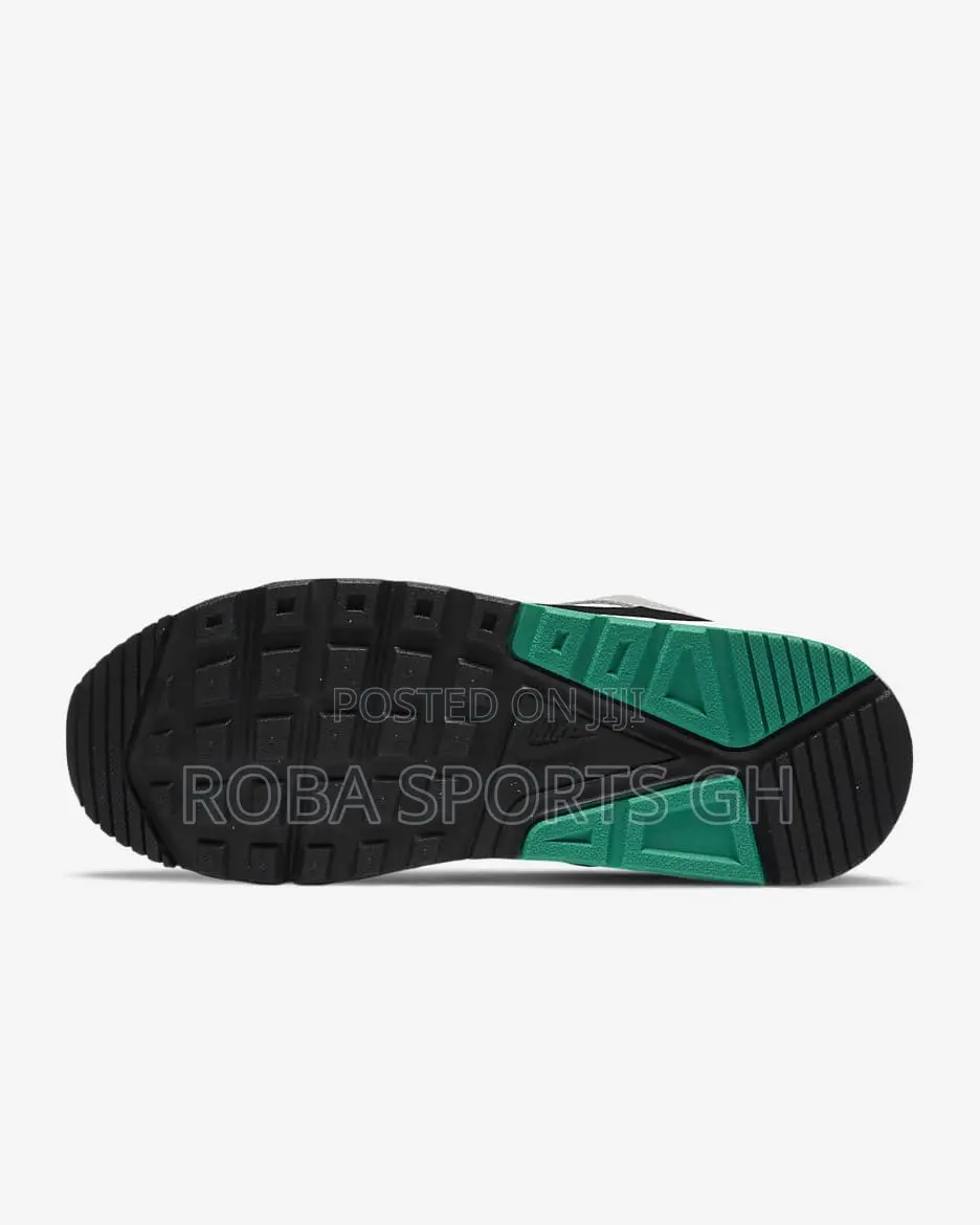 Nike Air Max Correlate Sneakers