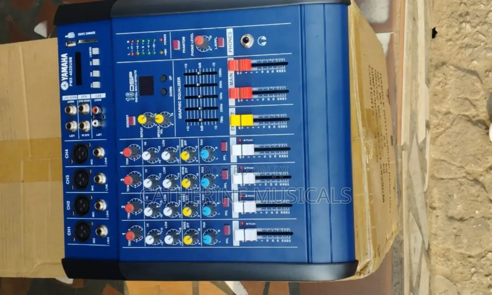 Yamaha 4 Channel Powered Mixer