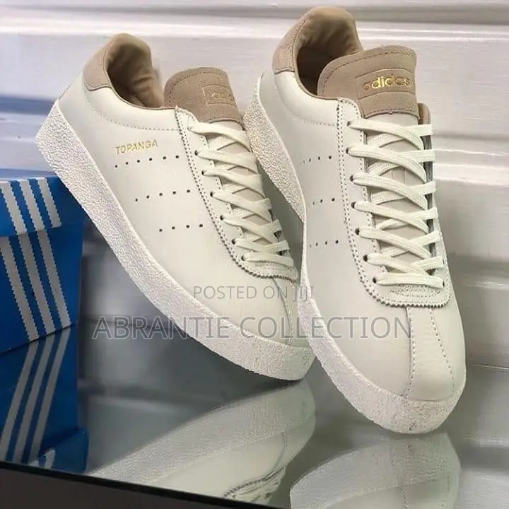 Adidas Unisex Topanga Sneaker