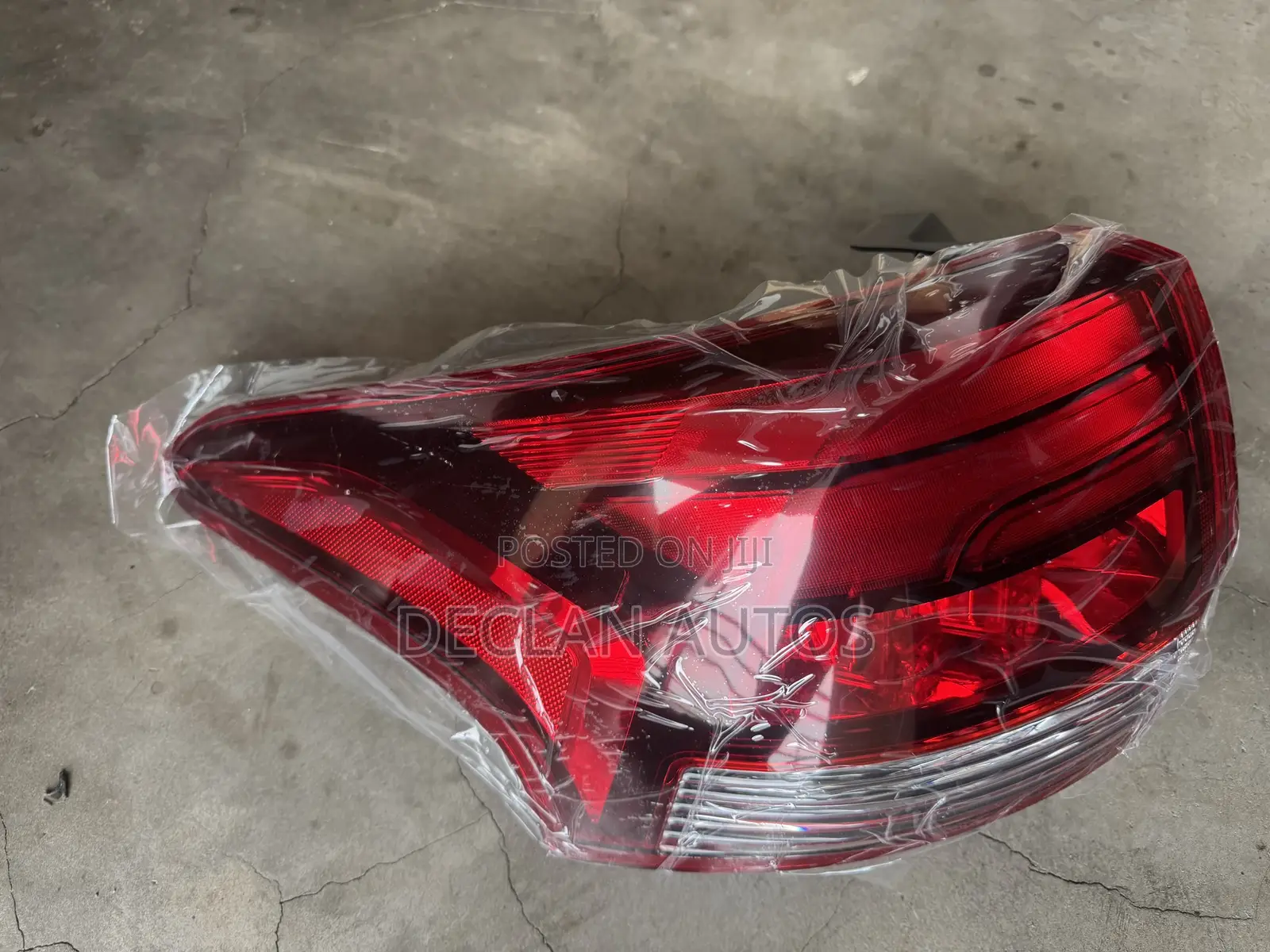 Outlander 2016-2020 Left Driver Taillight Tail Lamp