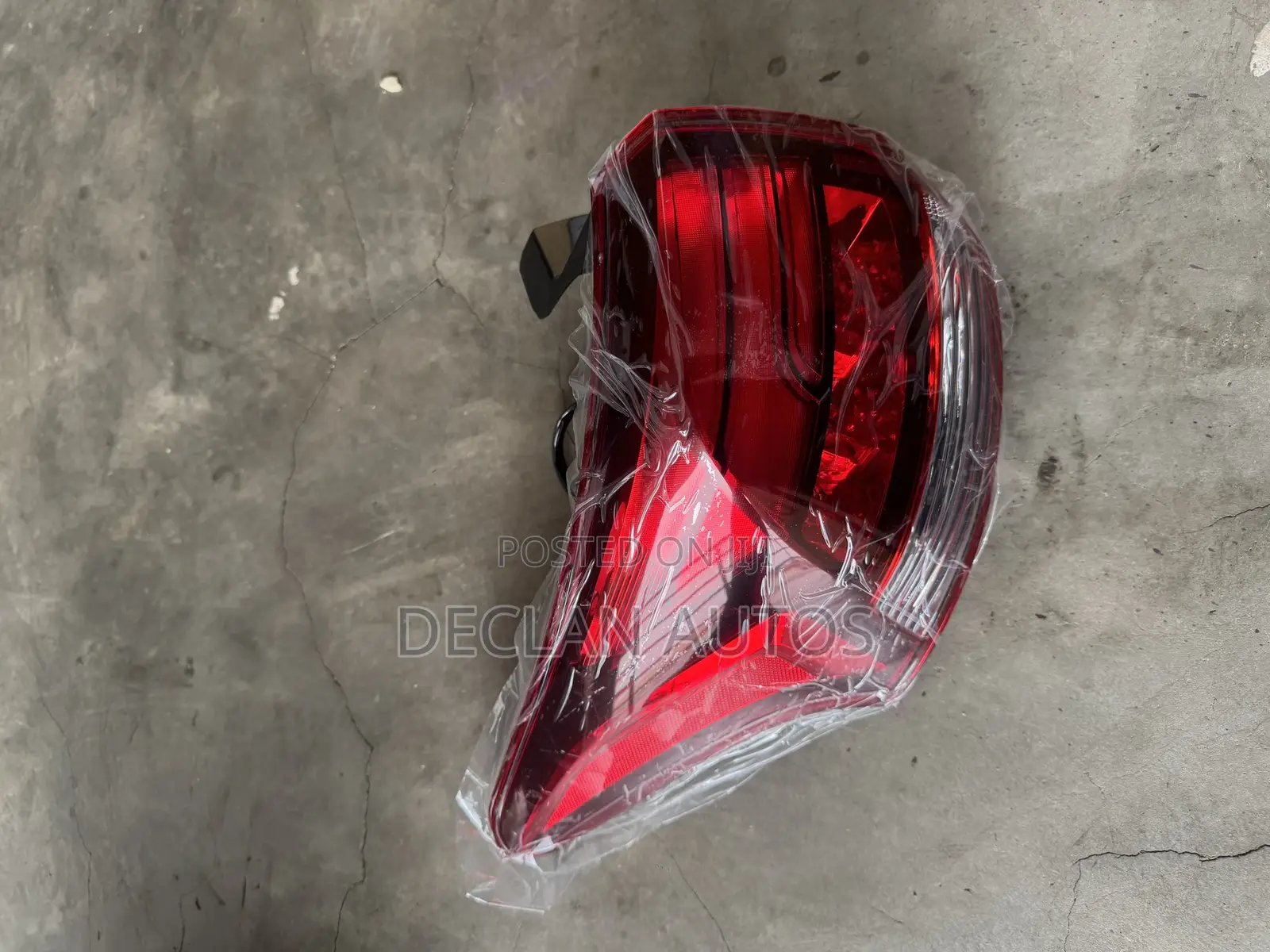 Outlander 2016-2020 Left Driver Taillight Tail Lamp