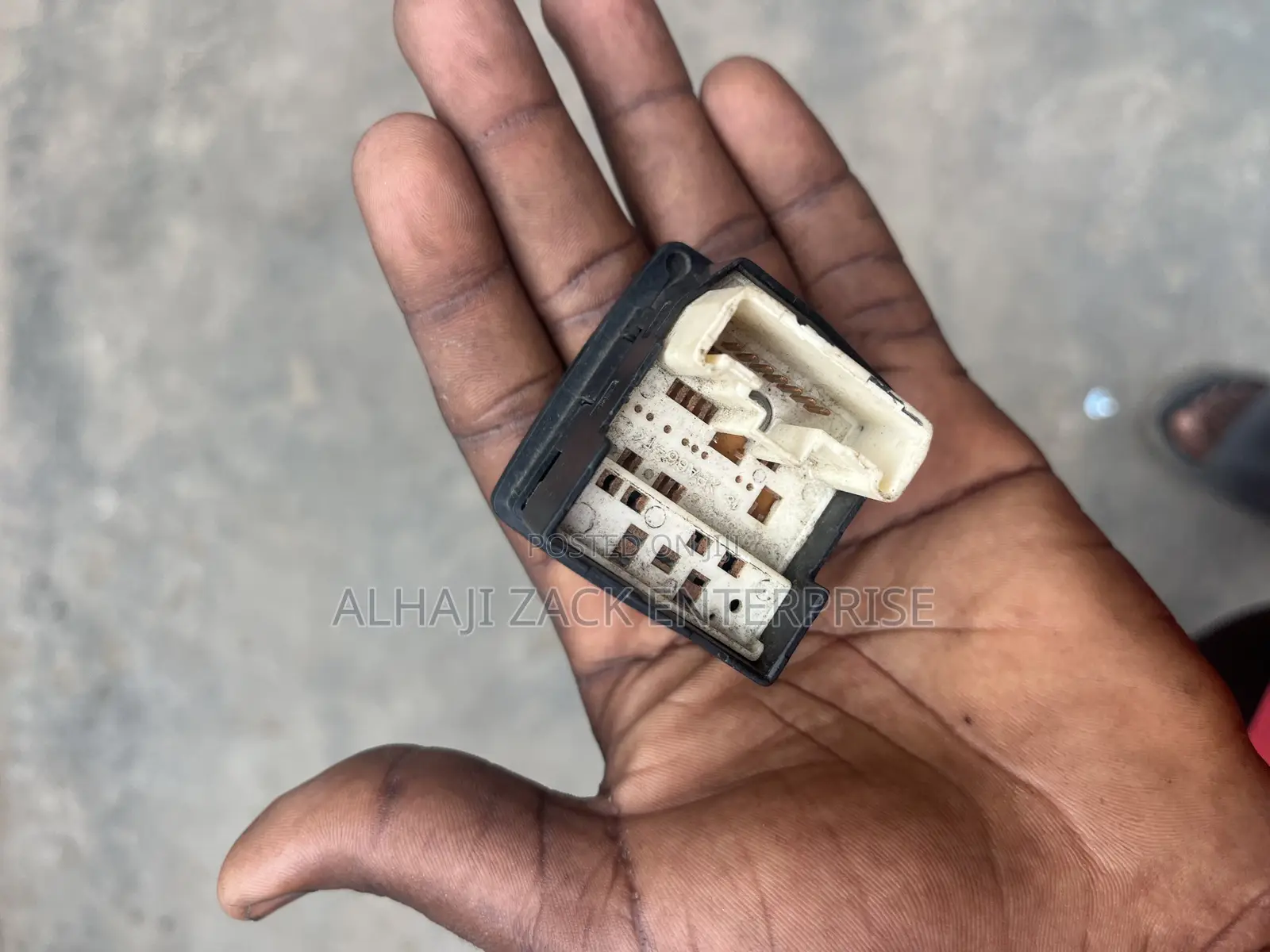 Toyota Corolla Side Mirror Switch