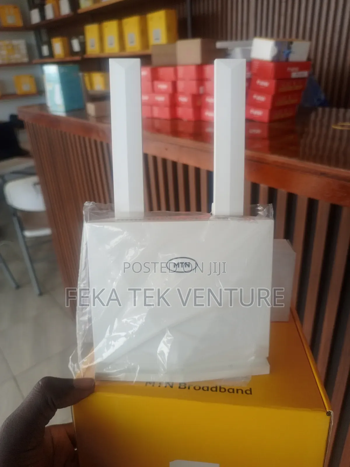 Universal 4g Router + Powerbank Sunyani