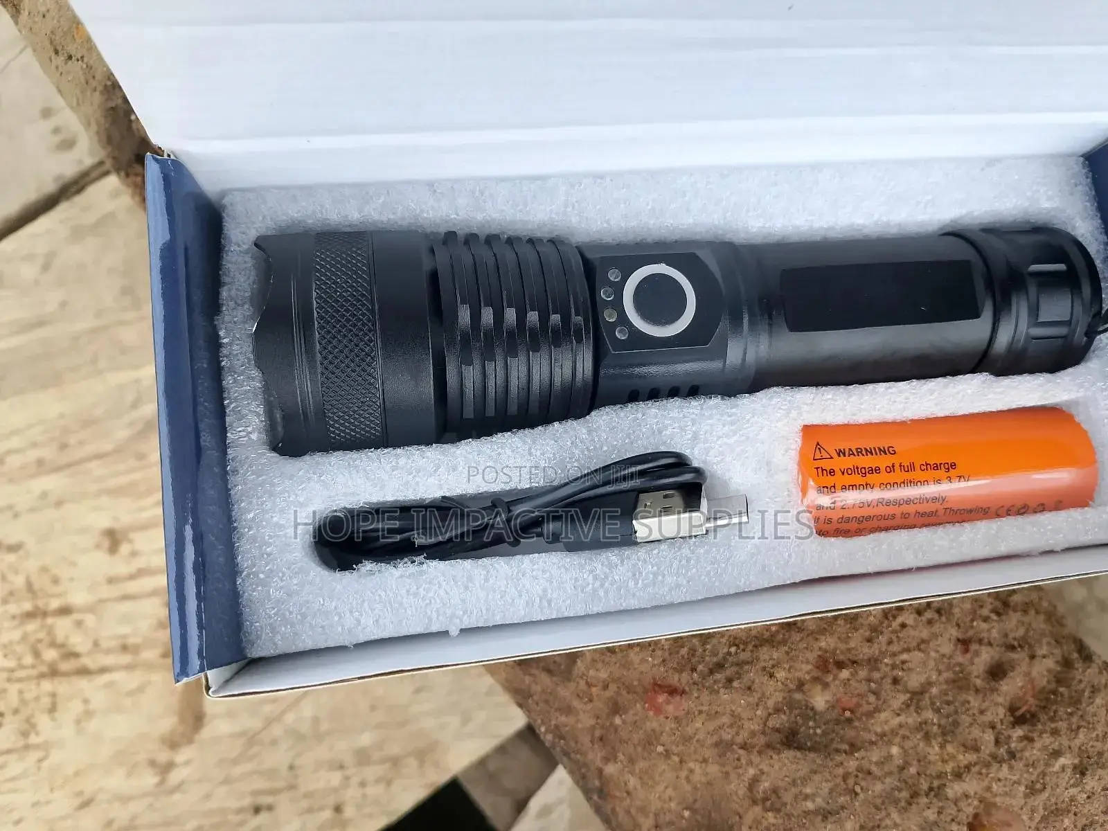 Ultra Powerful Hd Flashlight - Outdoor Long Lasting.