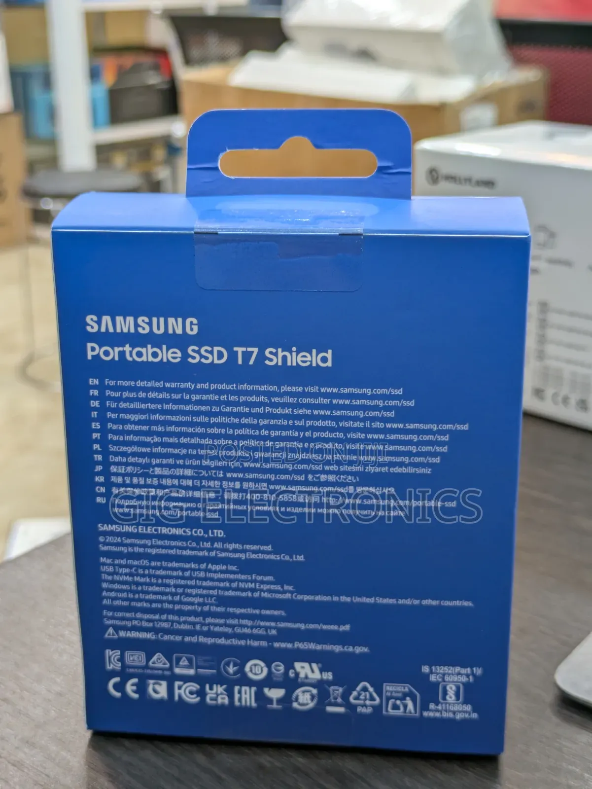 Samsung 4tb T7 Shield Portable SSD (Black)