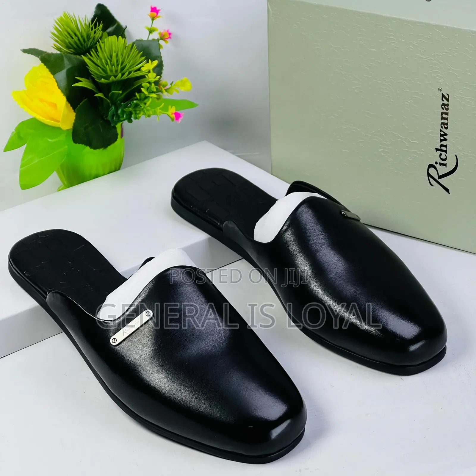Richwanaz Halfshoe Black and Brown