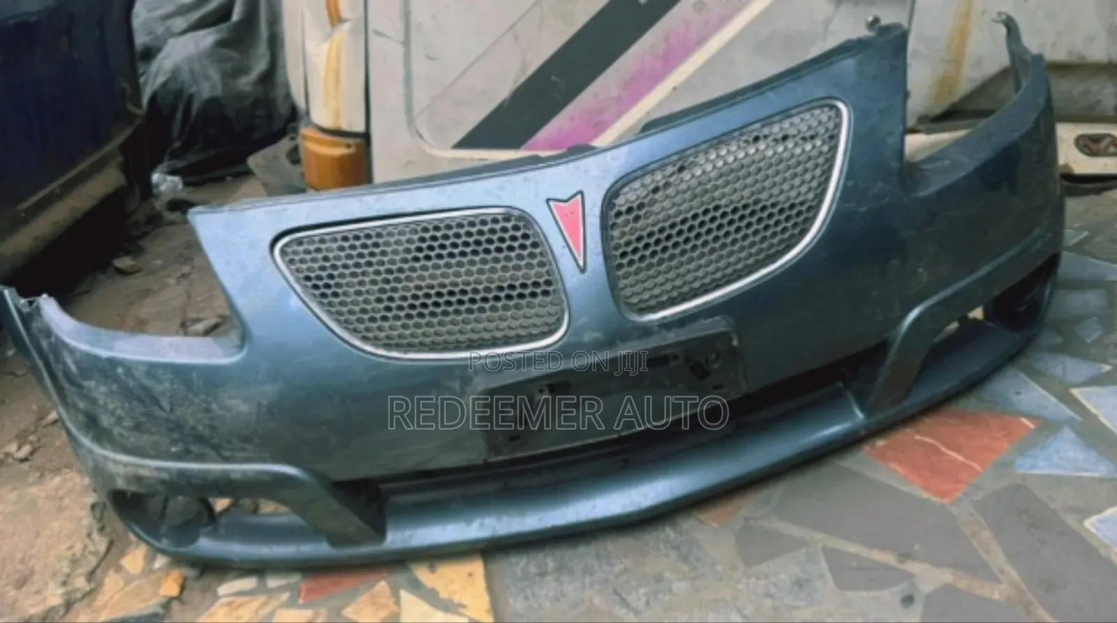 Pontiac Vibe Bumper 2004,2005,2006,2007,2008