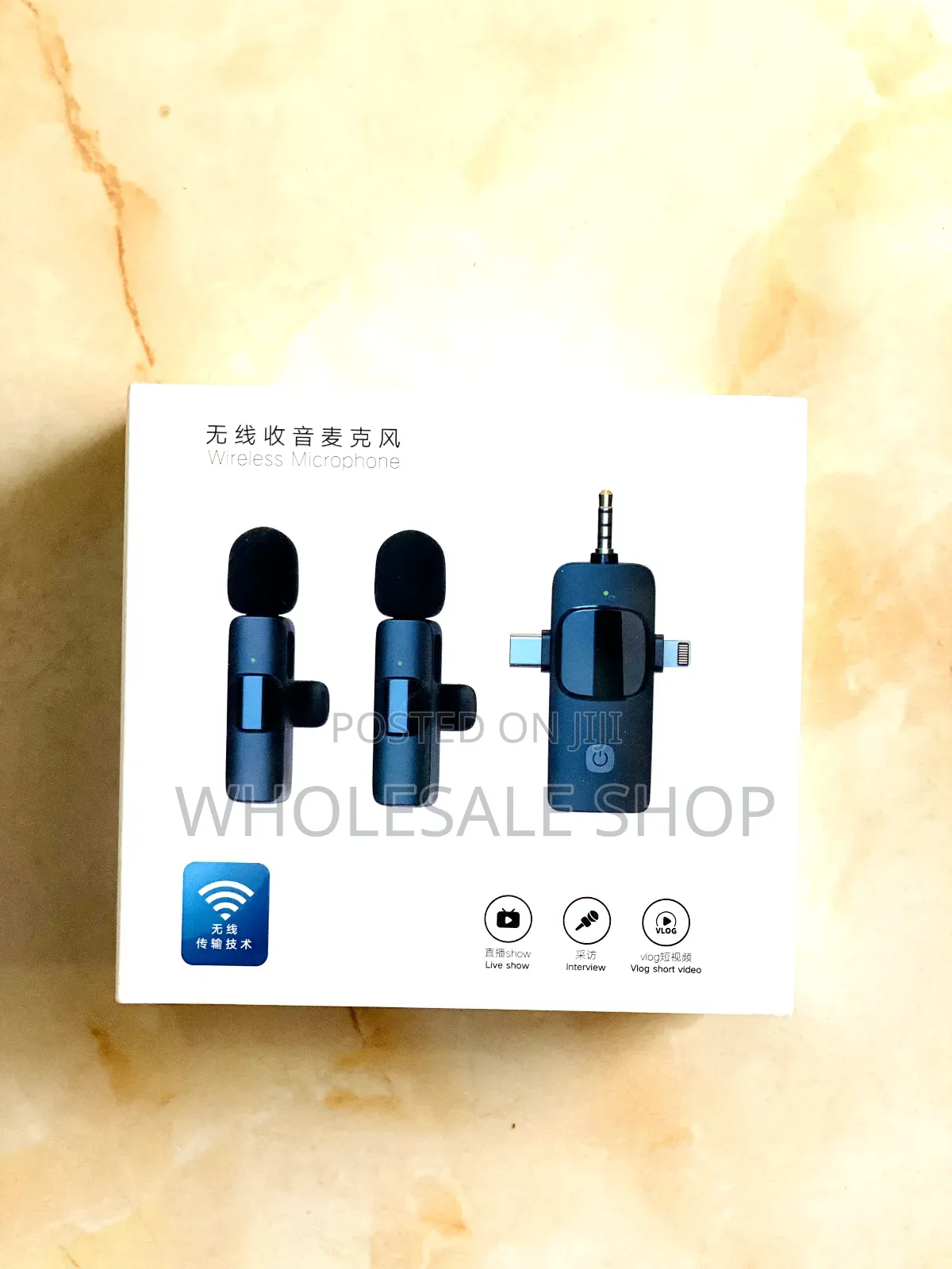 Lapel Microphone( 3 in 1 Mic for iPhone, Type C and Camera)