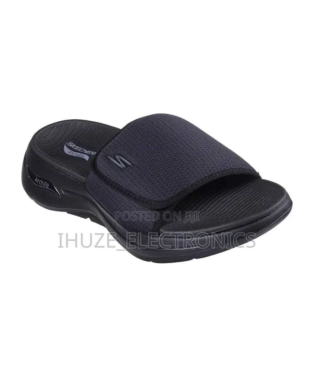 Skechers Men’S Go Walk Arch Fit Sandal(Sizes 45/46/47)