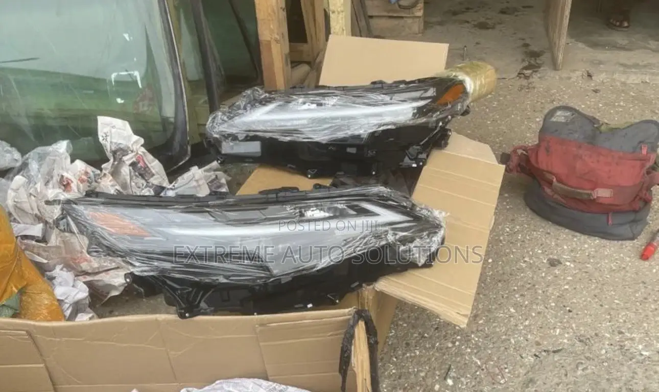 Lexus Rx350 2023 Headlight