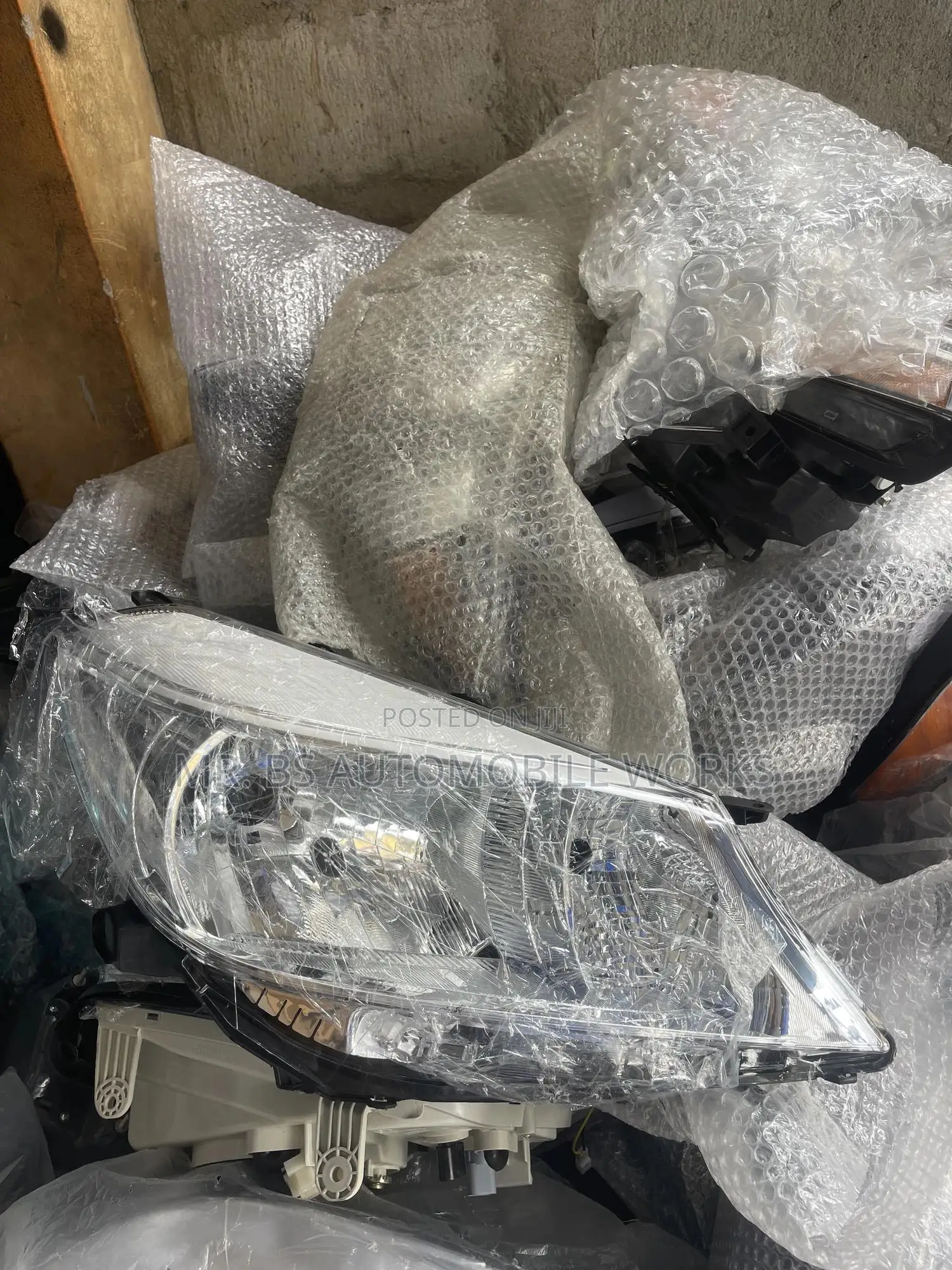Toyota Vitz Headlights Pair 2012 To 2014 Model