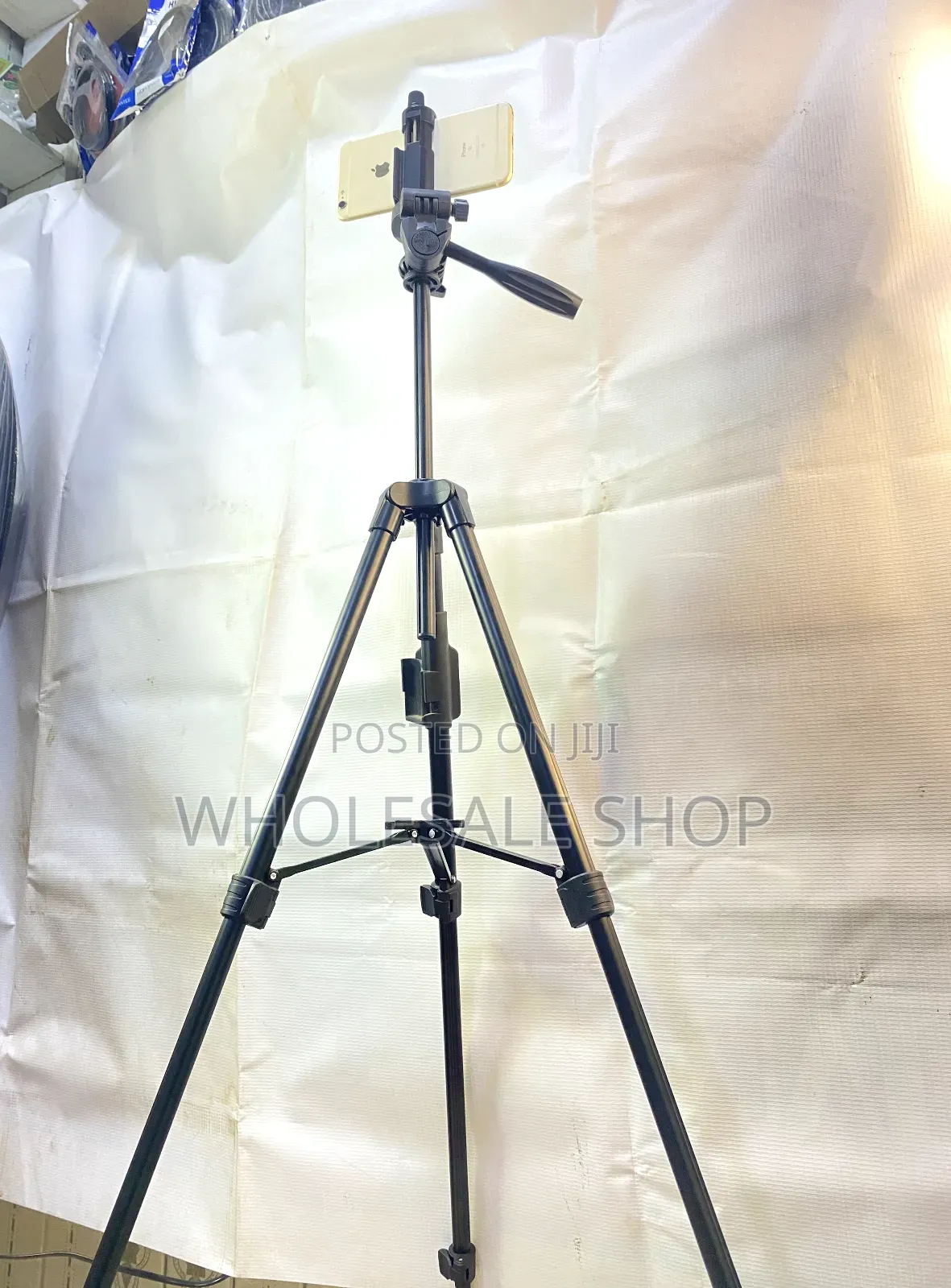 Tripod Stand (Phones, Tablets and Cameras