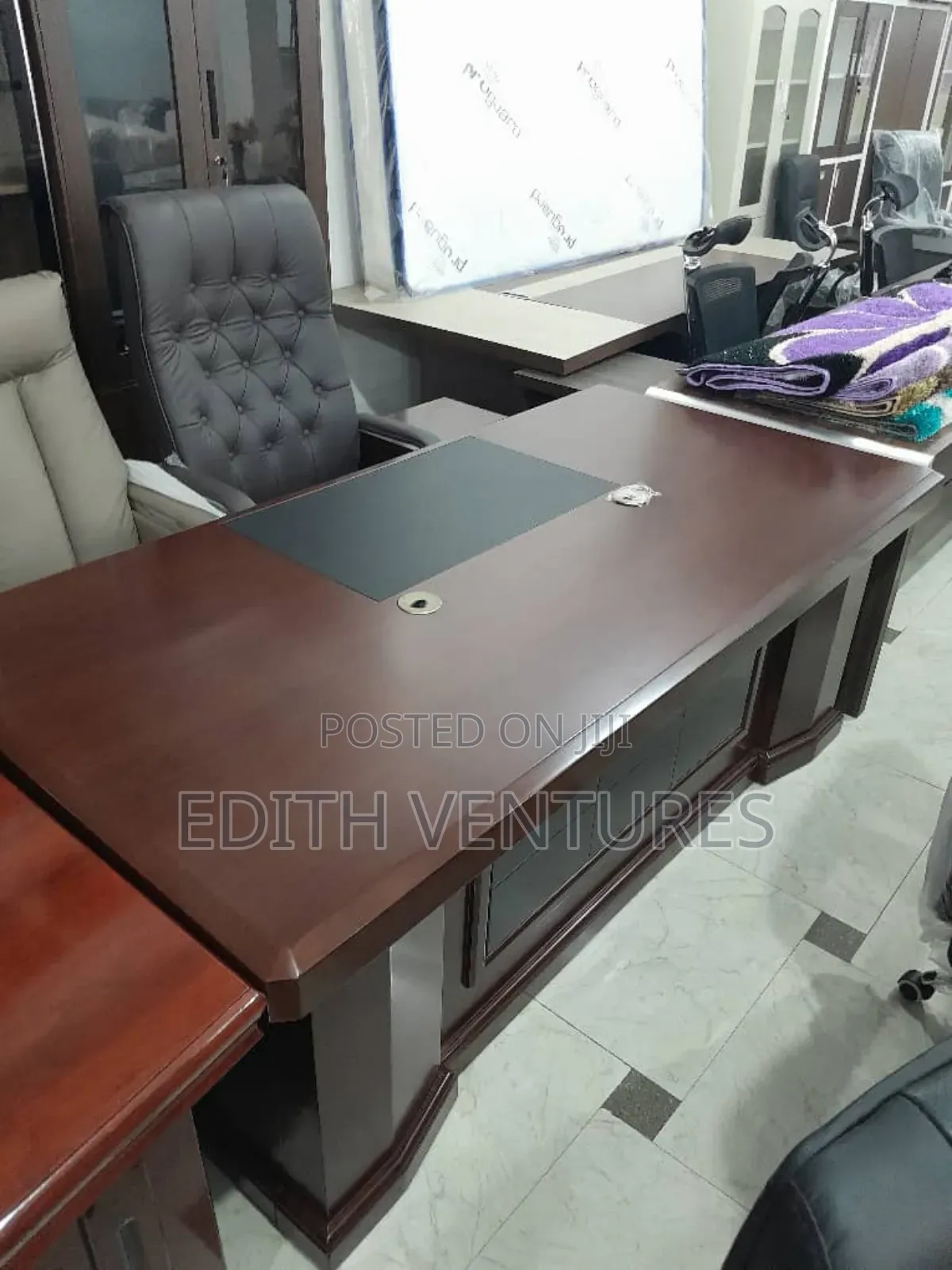 Presidential Desk