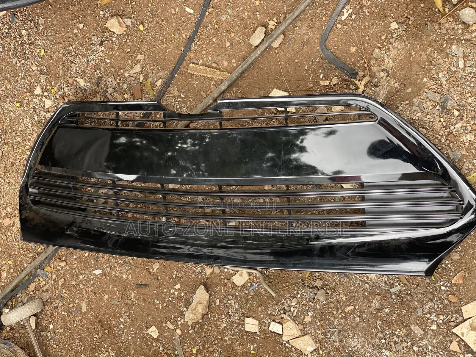 Toyota Corolla 2017 2018 2019 Se Bumper Down Grille