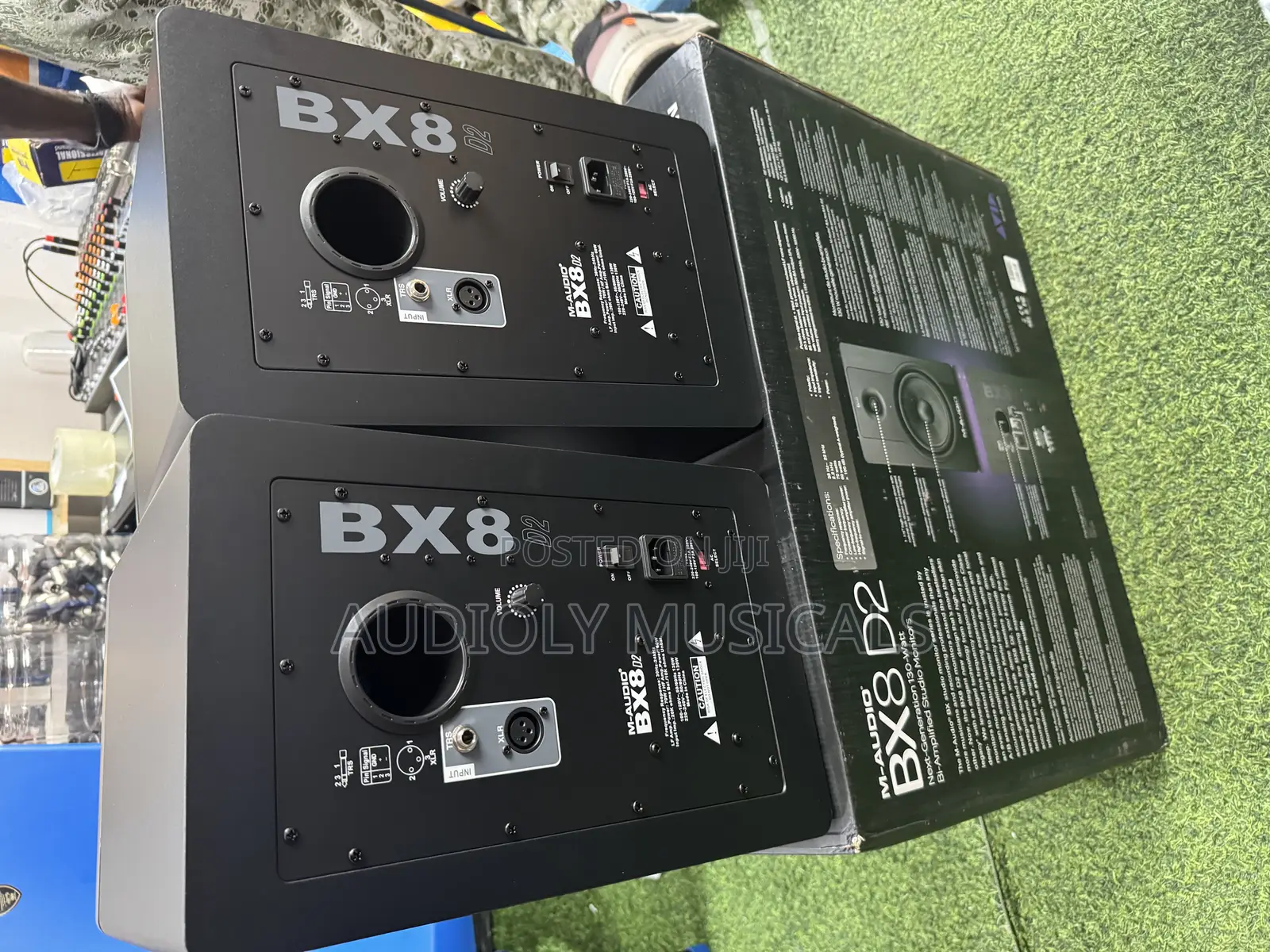 M- Audio/Bx8 D2 Nest Generation 1300watt Studio Monitor